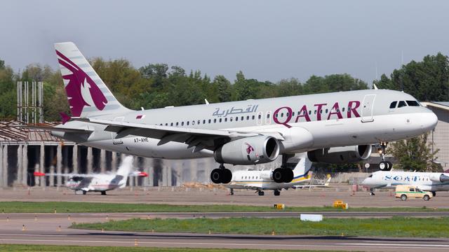A7-AHE:Airbus A320-200:Qatar Airways